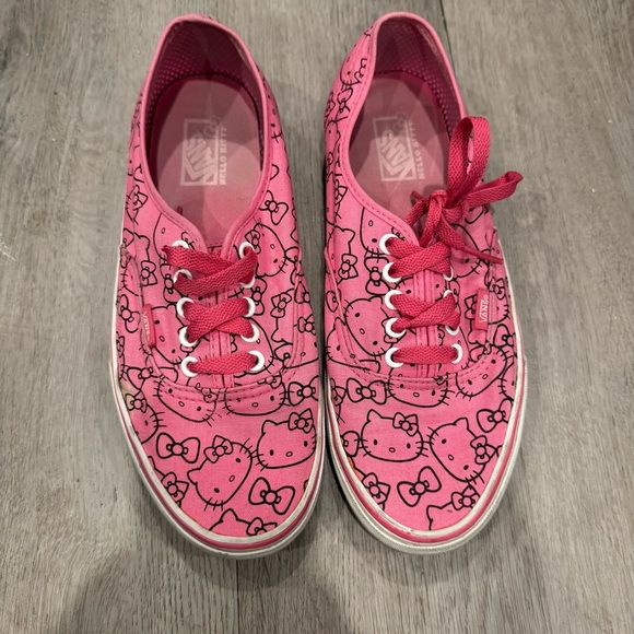 Vans Shoes - VANS Old Skool Hello Kitty Women's Low Top Sneakers, Size 10, Pink And Black